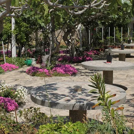 Vendégház Triple 6476b Povljana